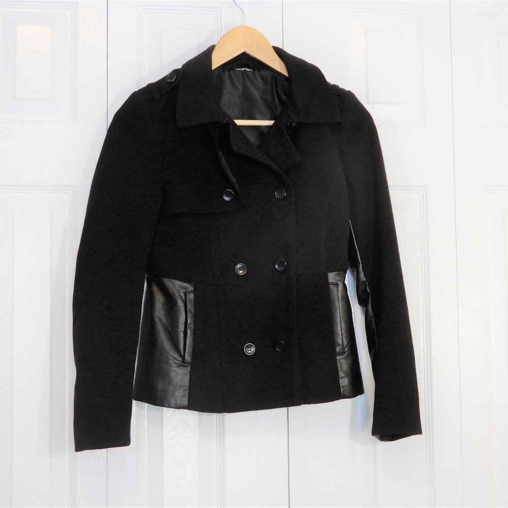 Winter Coat with faux leather in size XS